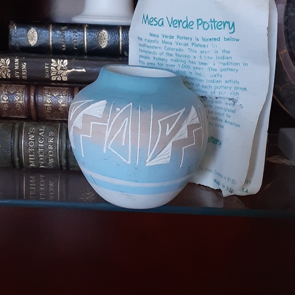 Signed Small Mesa Verde Pottery Vessel USA Navajo COLORADO - Picture 6 of 6